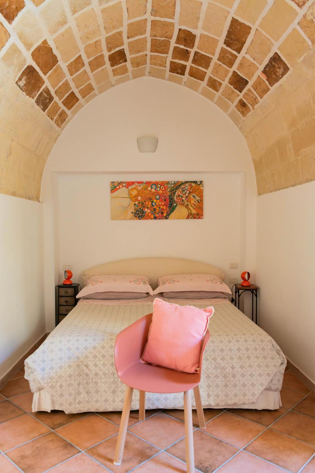 B&B Corte Dei Memoli Di Margiotta Giuseppina Lecce Exterior foto